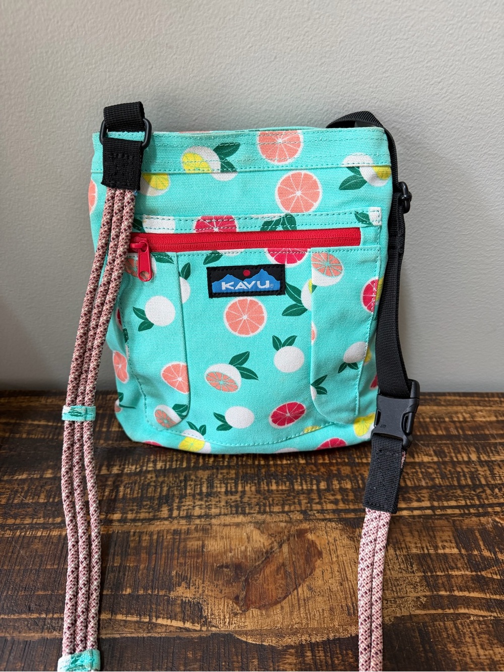 Kavu Aqua Citrus Print Crossbody Bag